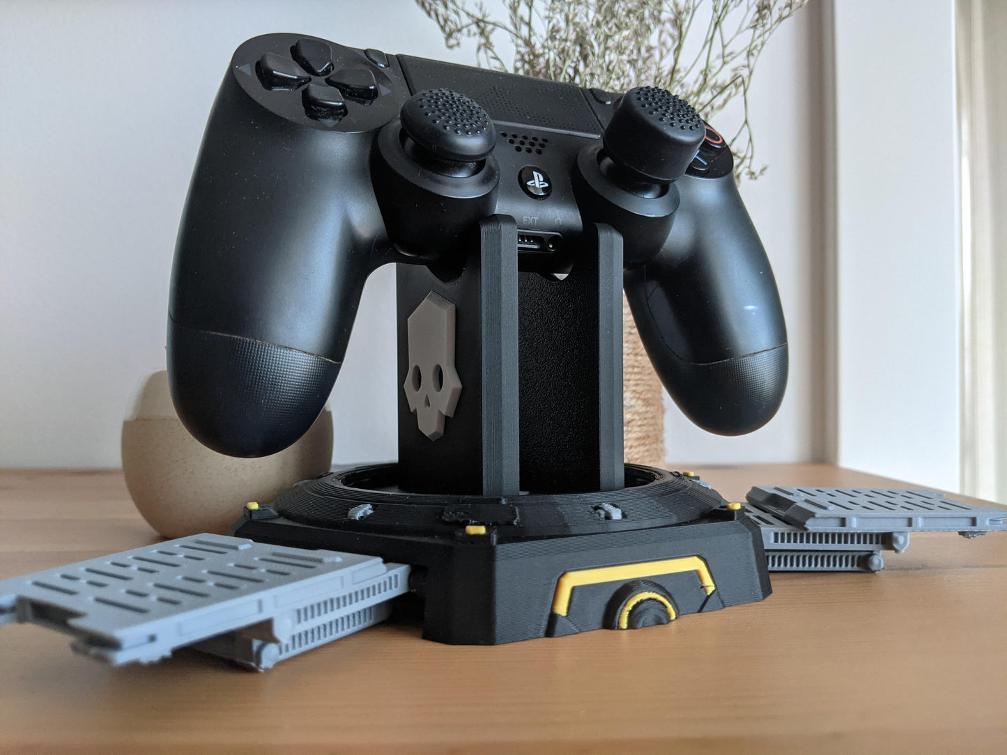 Helldivers Controller Stand | PS4, PS5, PC Gamepad Holder | Desk & Gaming Room Decor | Sci-Fi Gamer Gift | PlayStation Accessory Display