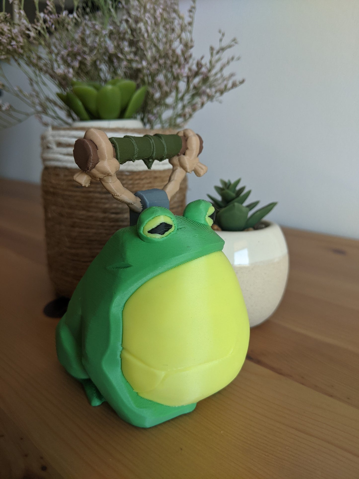 Sea of Thieves Figurines - Frog lantern, Barrel, Tankard and Skull