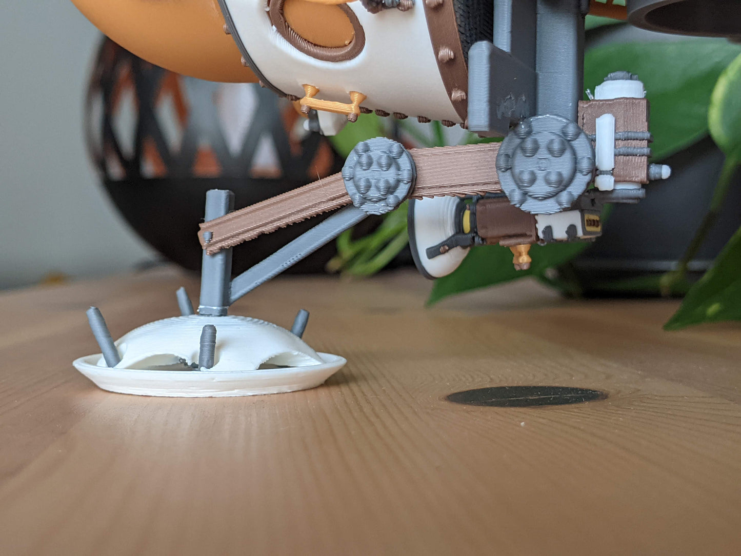 Outer wilds hatchling ship model