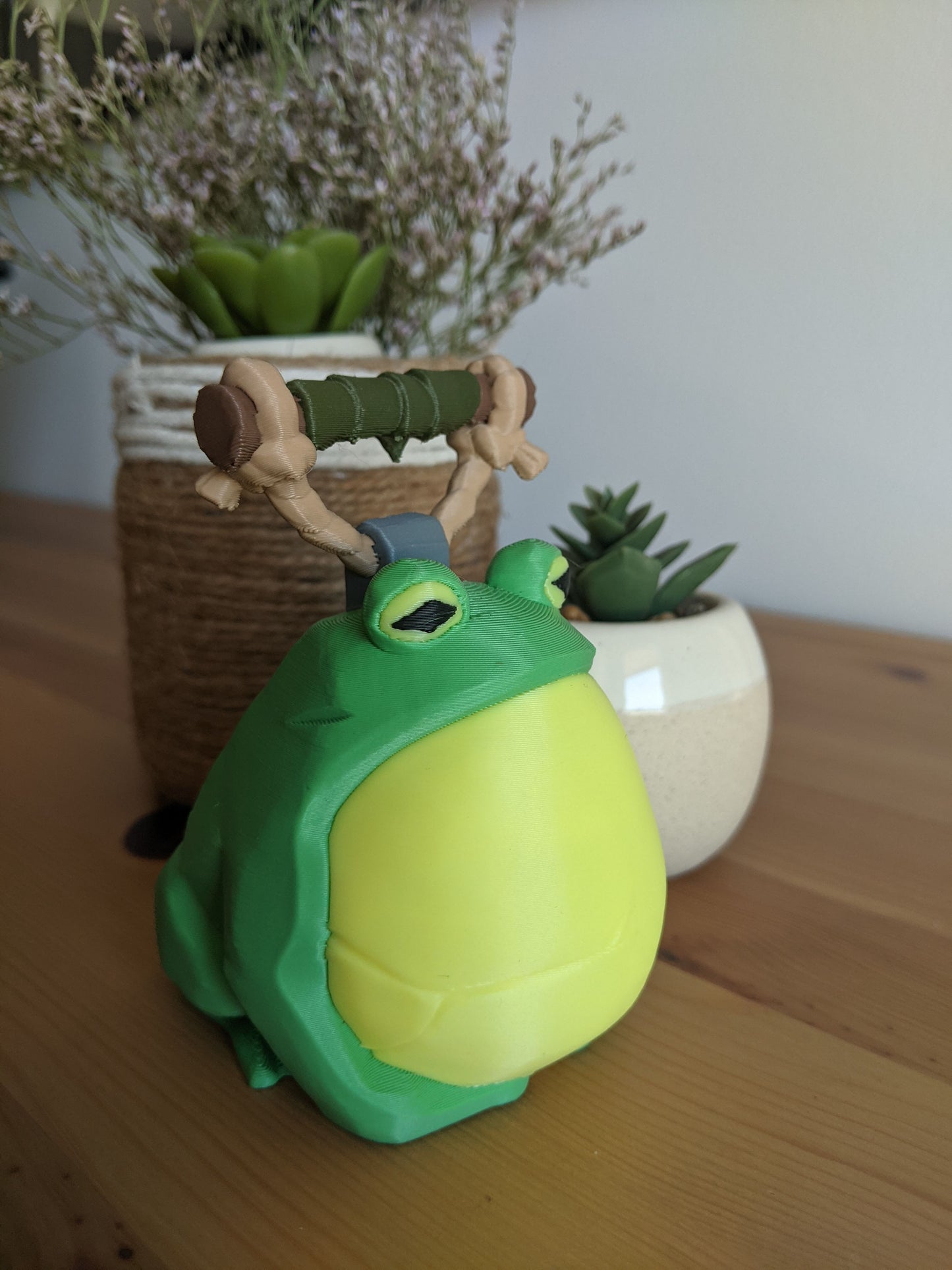 Sea of Thieves Figurines - Frog lantern, Barrel, Tankard and Skull