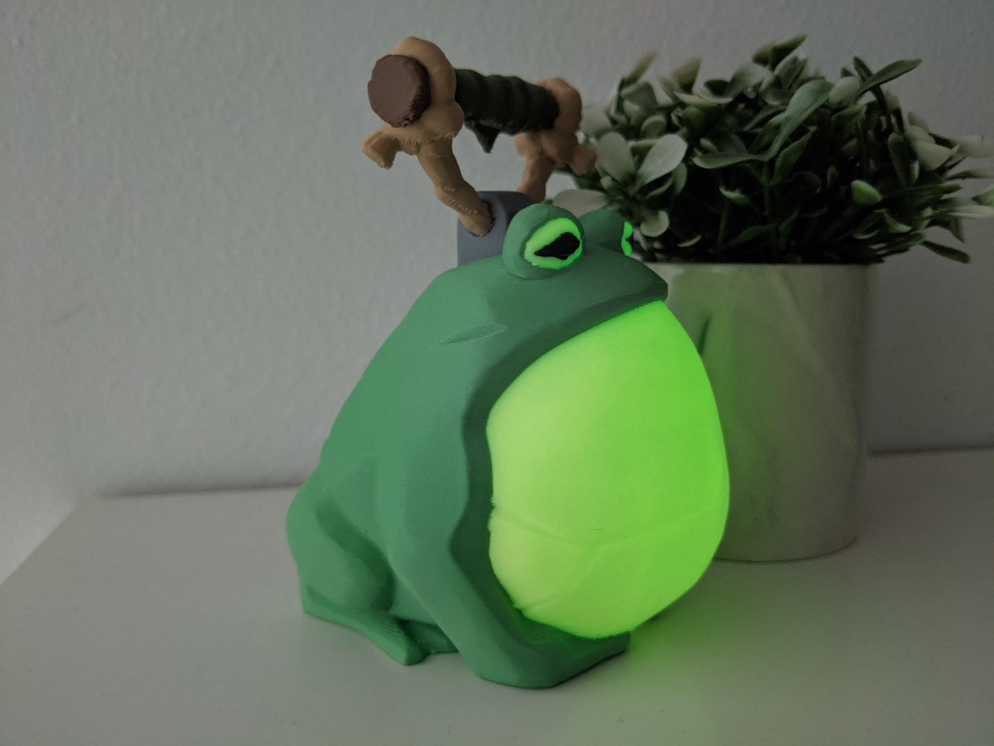 Sea of Thieves Figurines - Frog lantern, Barrel, Tankard and Skull