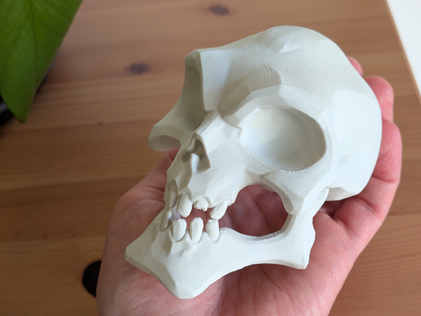 Murray the Demonic Skull - Monkey Island Inspired 3D Printed Desk Decor - Retro Gaming Gift for Fans