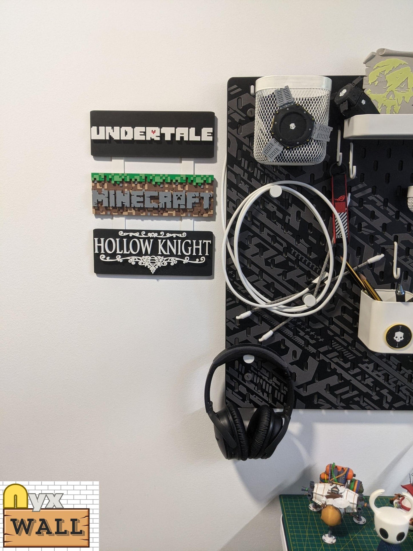 undertale-minecraft-hollow-knight-3d-logos-signs